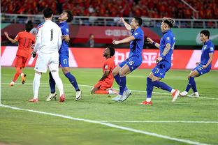 中国球员杨希结束了在西班牙人队的时光 合同到期后他将离队